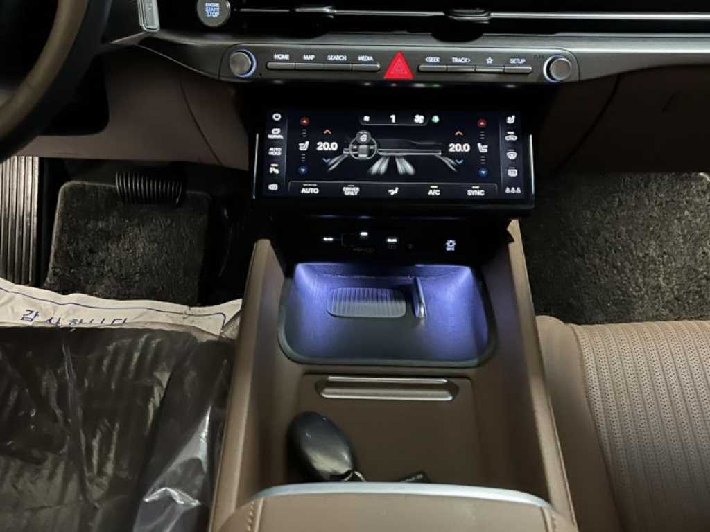 HYUNDAI Grandeur - Vista 11