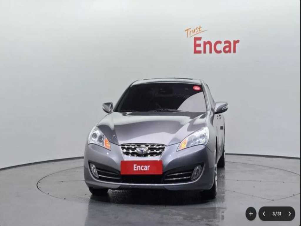 HYUNDAI Genesis - Vista 3