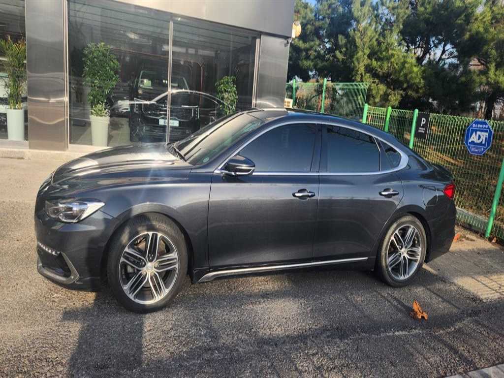 HYUNDAI Grandeur - Vista 2