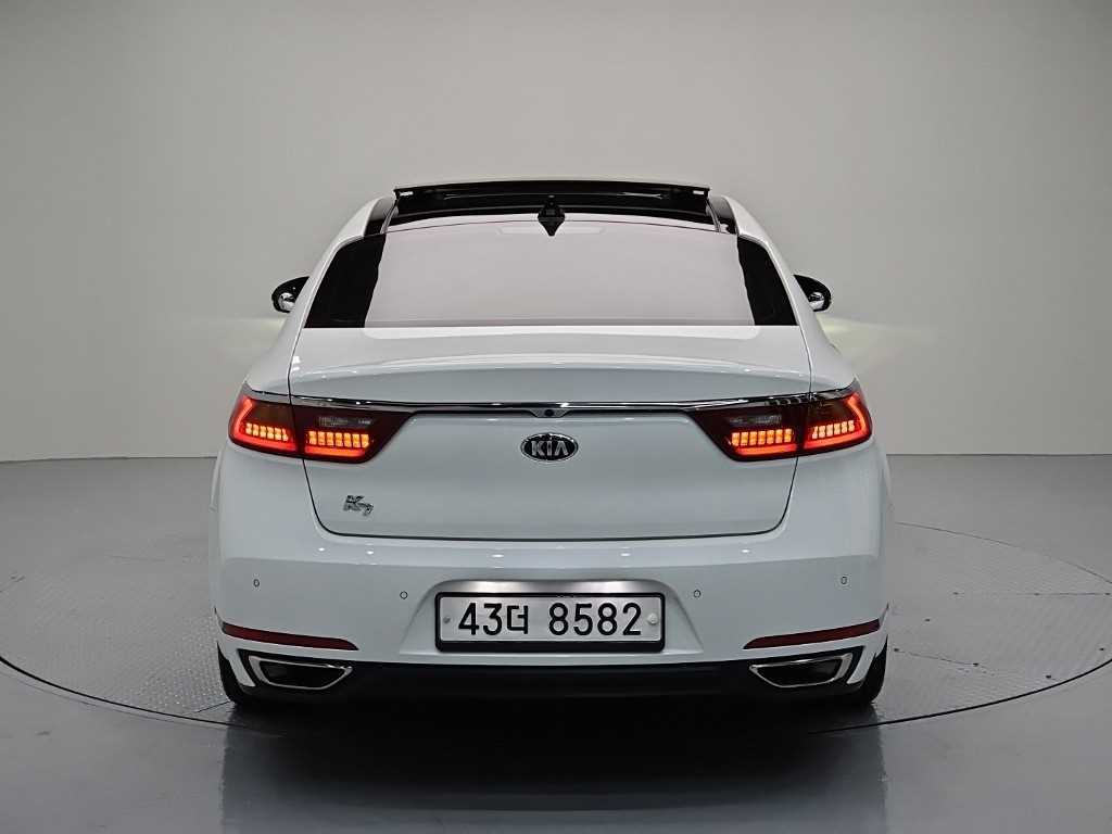 KIA K7 - Vista 3