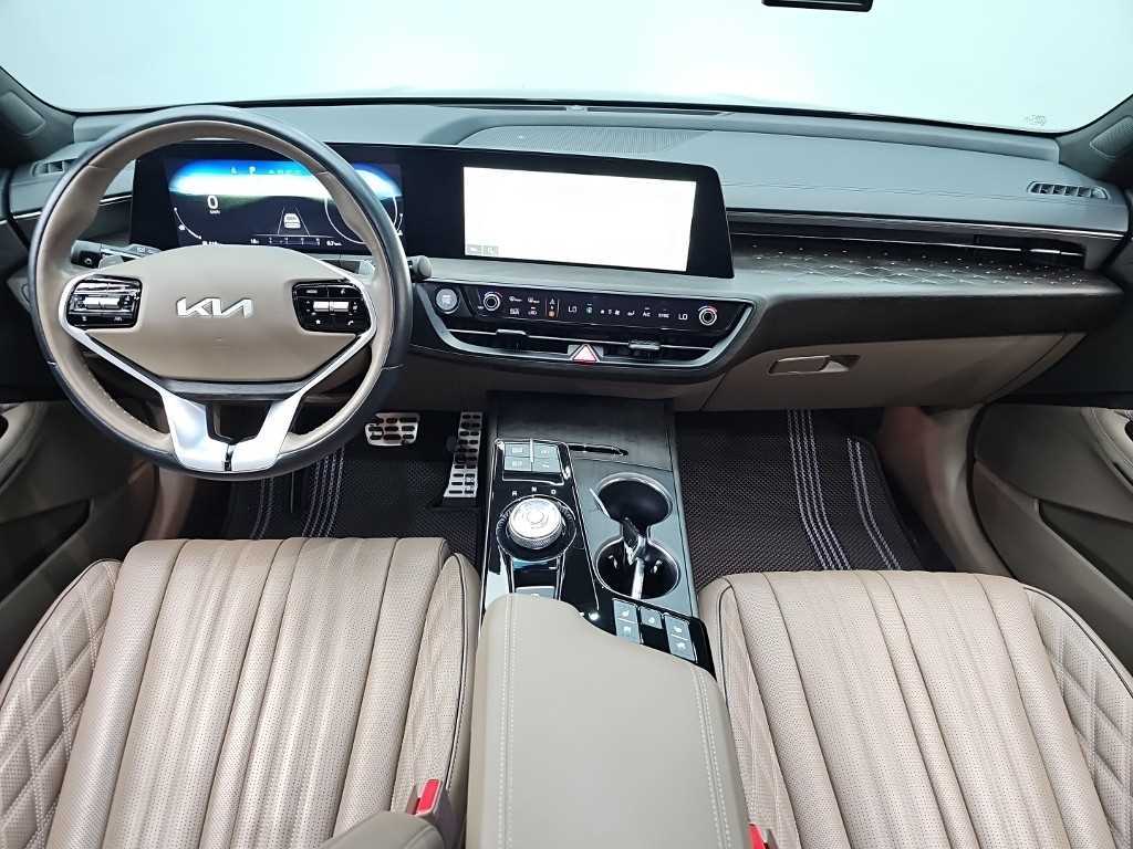 KIA K8 - Vista 7