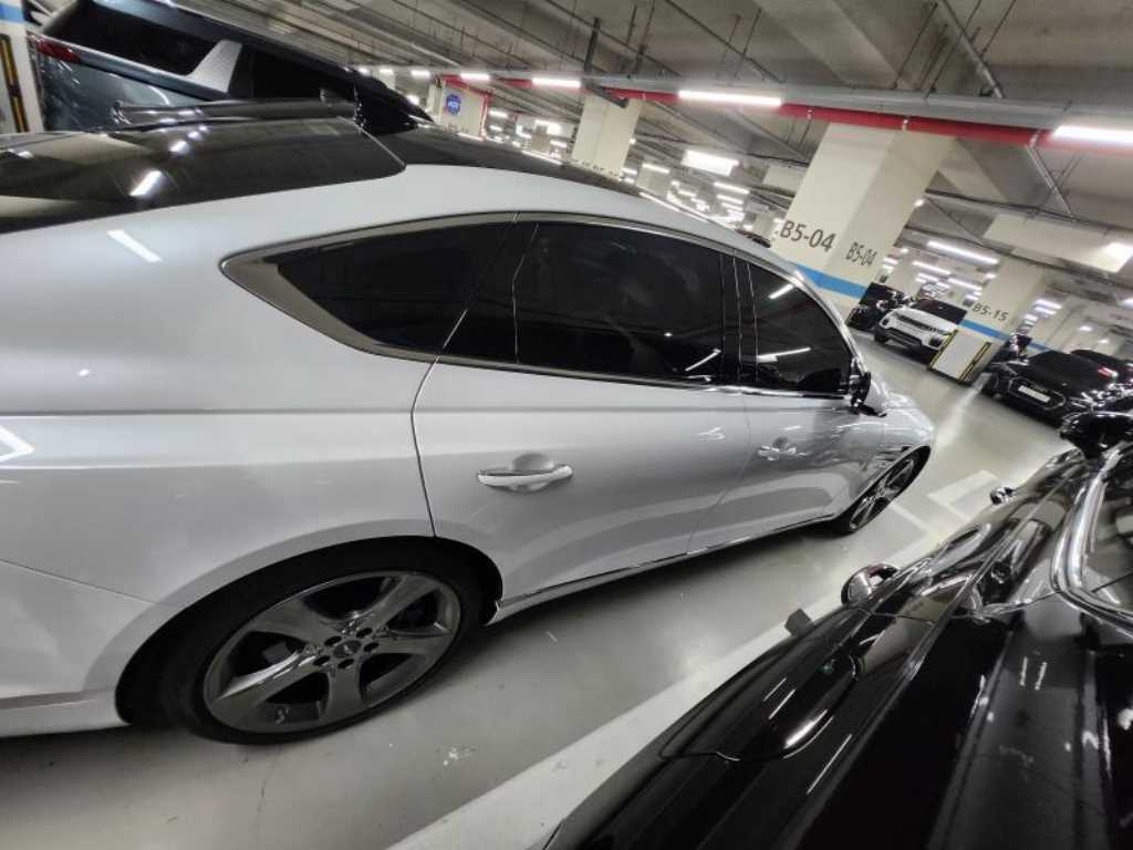 Genesis G80 - Vista 4