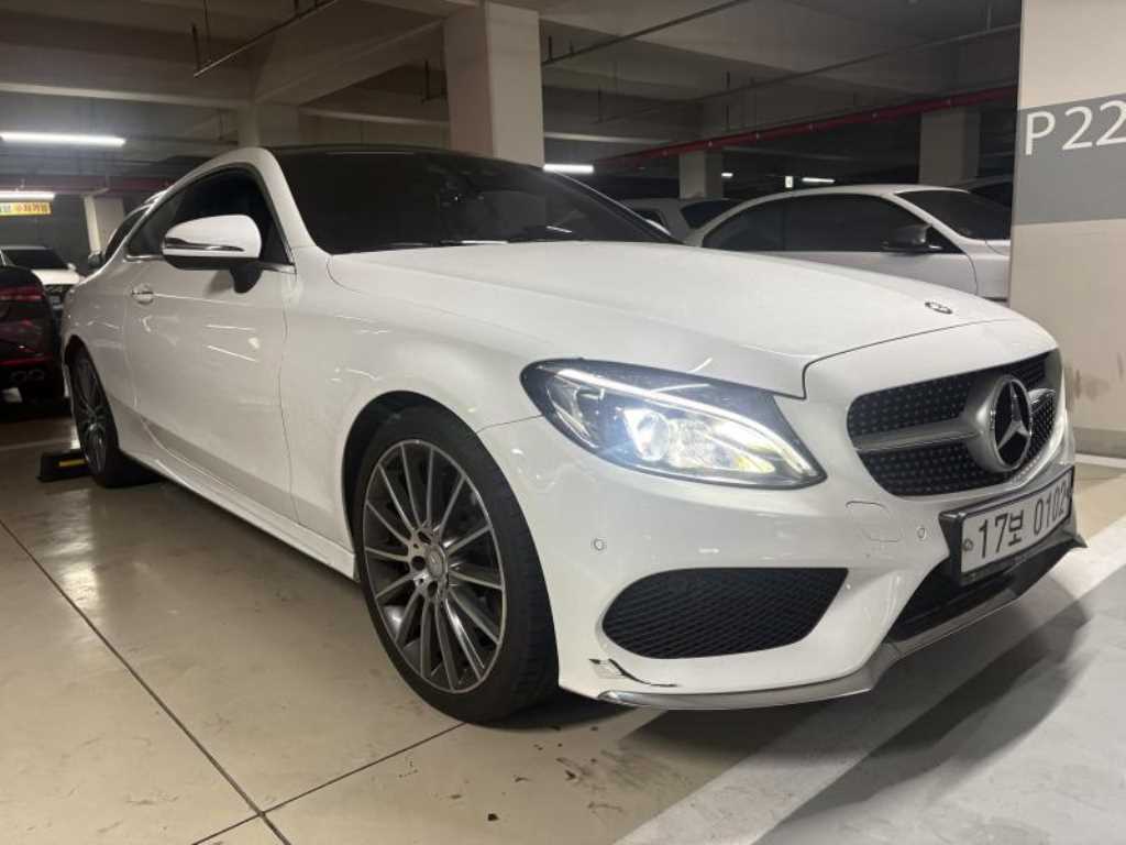 Mercedes Benz C Class - Vista 9