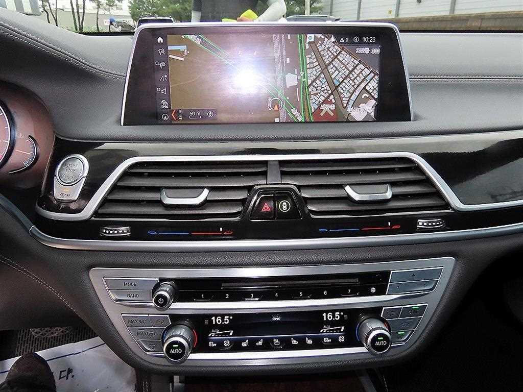 BMW 7 Series 2016 Negro - Importación desde Corea - HF Imports Iquique - Foto 14