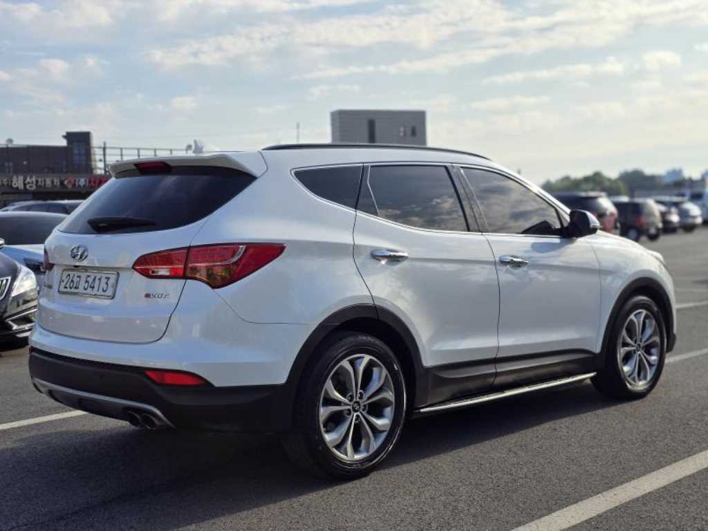 HYUNDAI Santa Fe - Vista 6