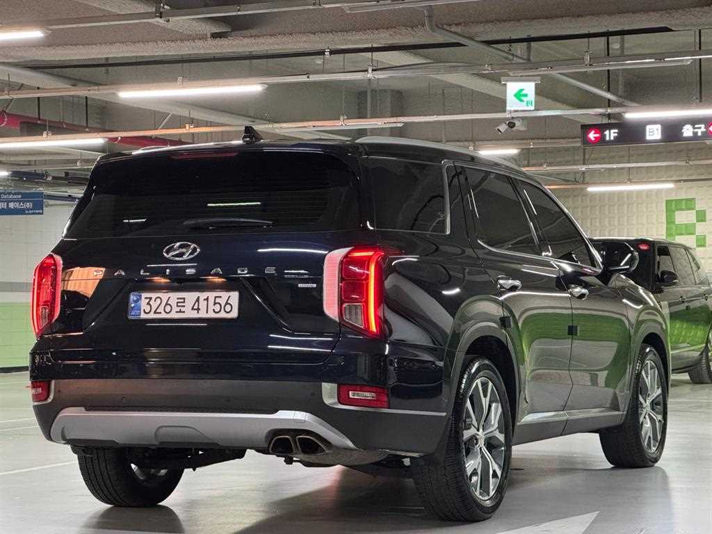 HYUNDAI Palisade - Vista 5