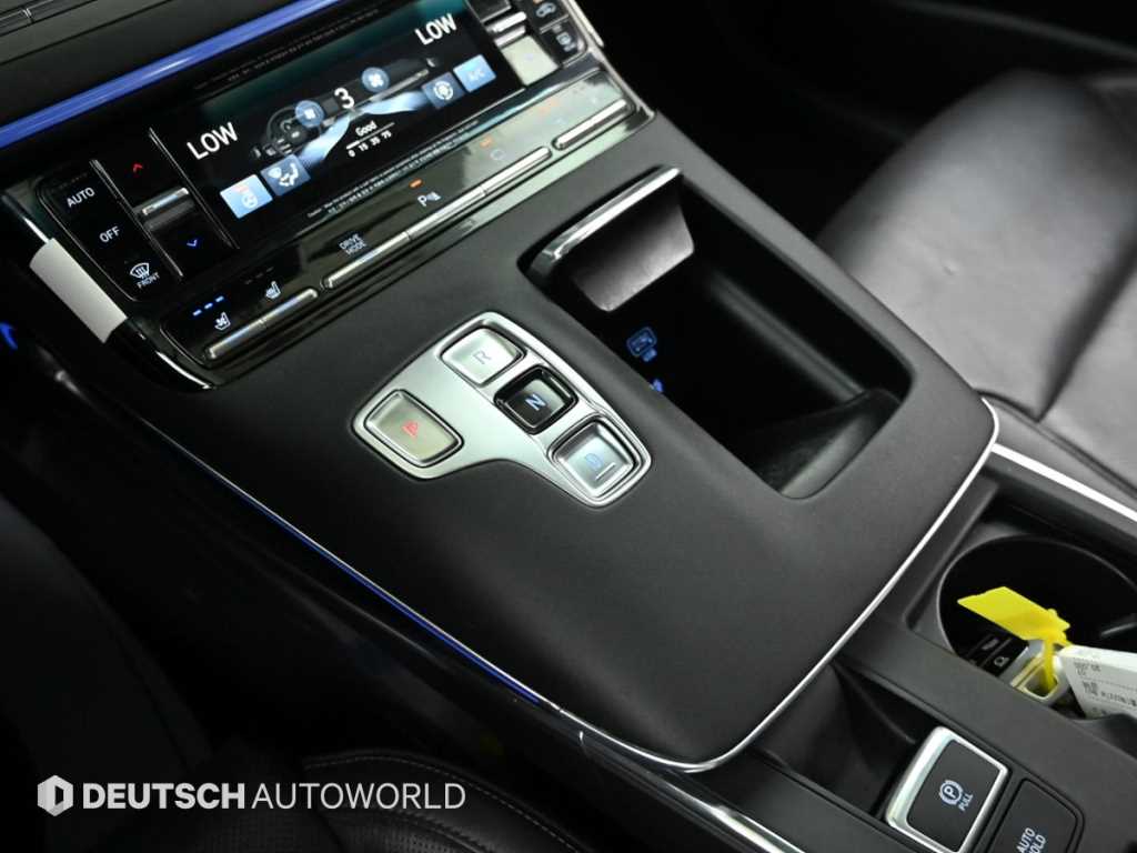 HYUNDAI Grandeur - Vista 9