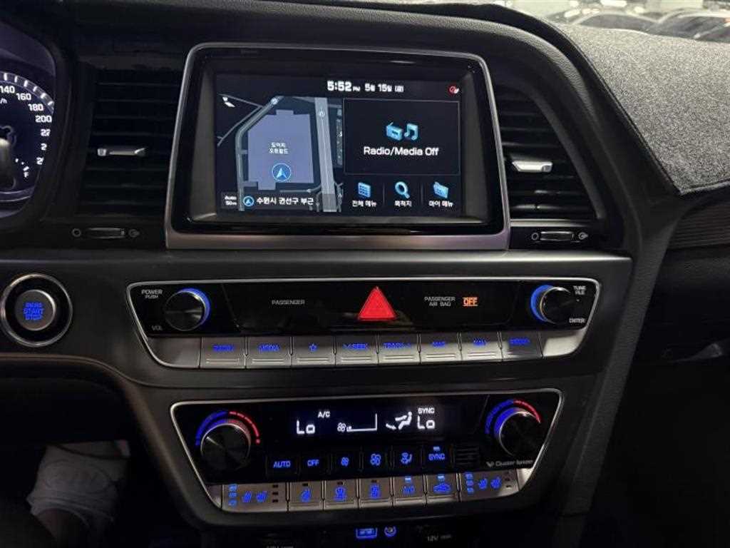 HYUNDAI Sonata - Vista 7