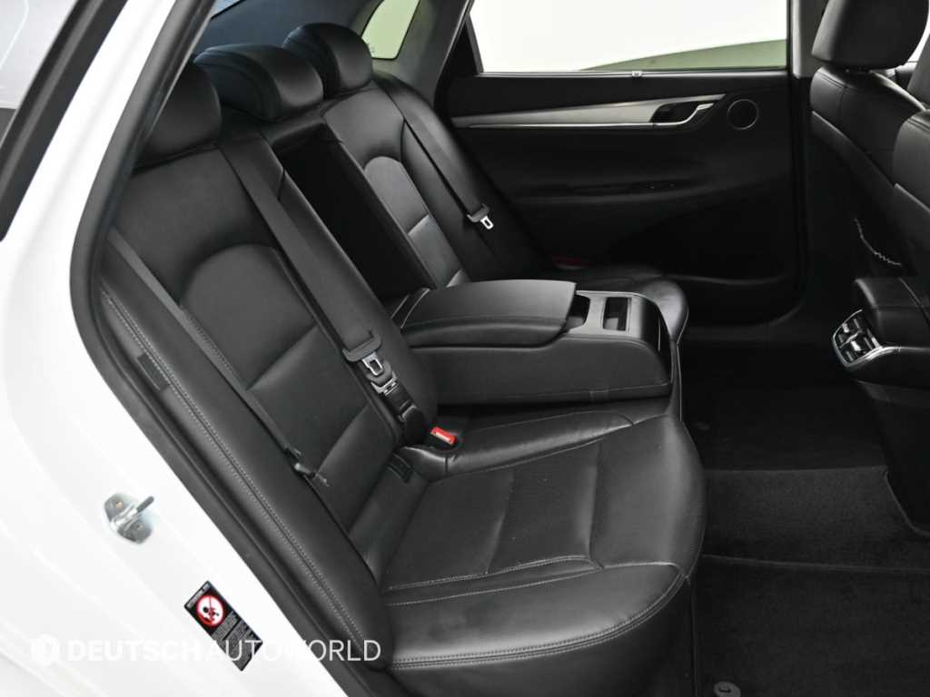 HYUNDAI Grandeur - Vista 12