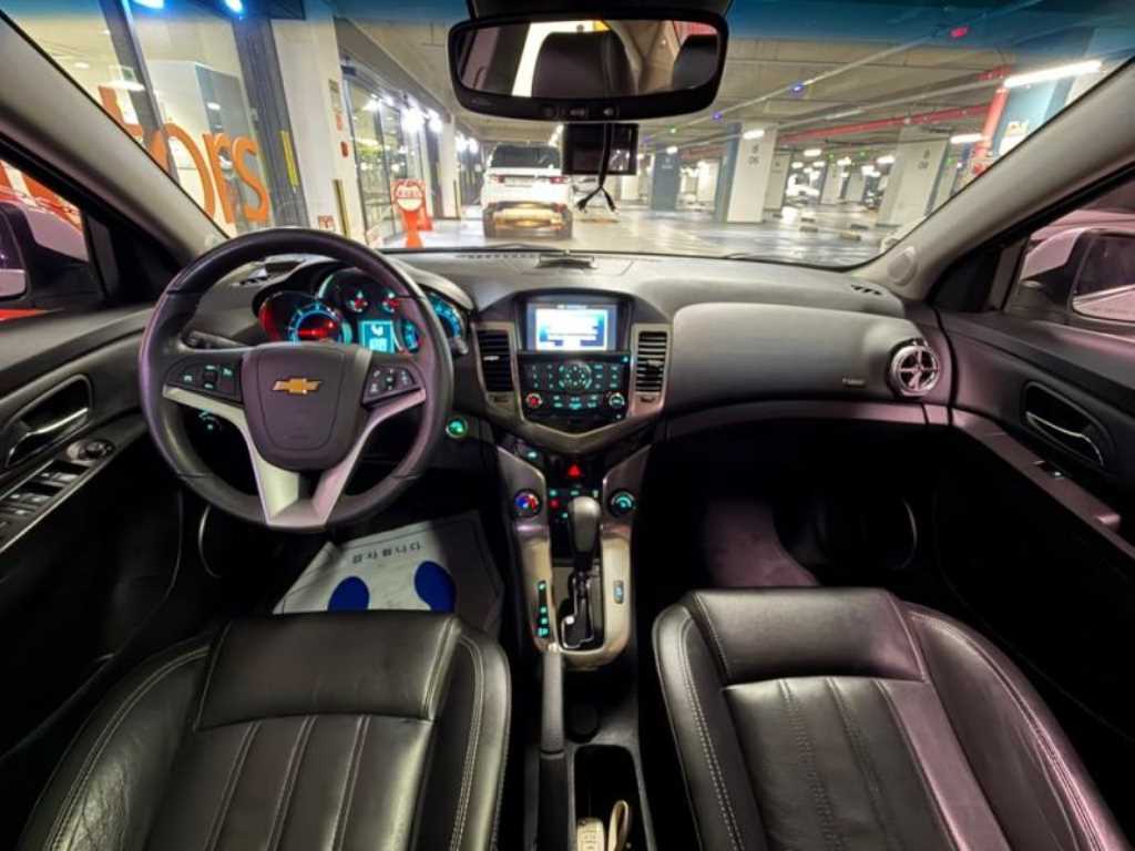 Chevrolet Cruise - Vista 6