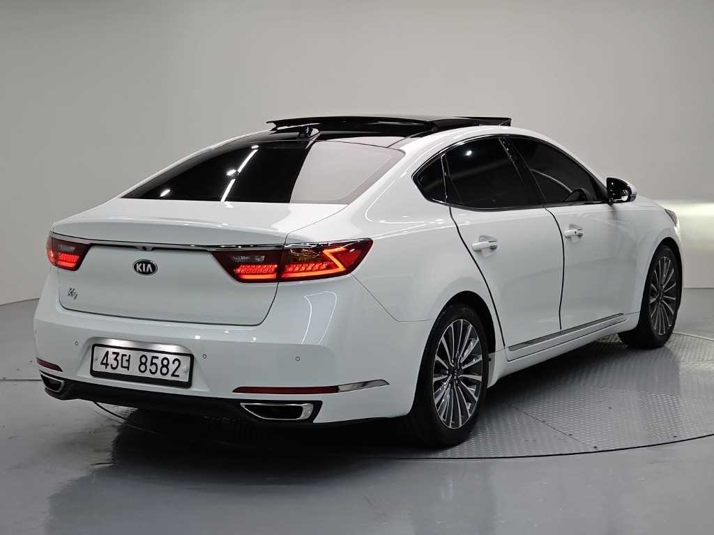 KIA K7 - Vista 4