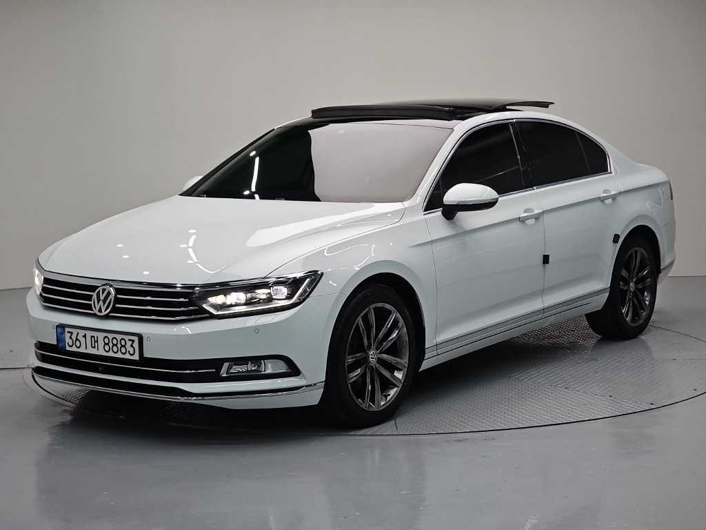 Volkswagen Passat 2018 Blanco - Importación desde Corea - HF Imports Iquique - Foto 1