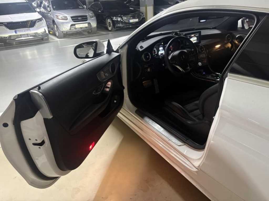 Mercedes Benz C Class - Vista 10