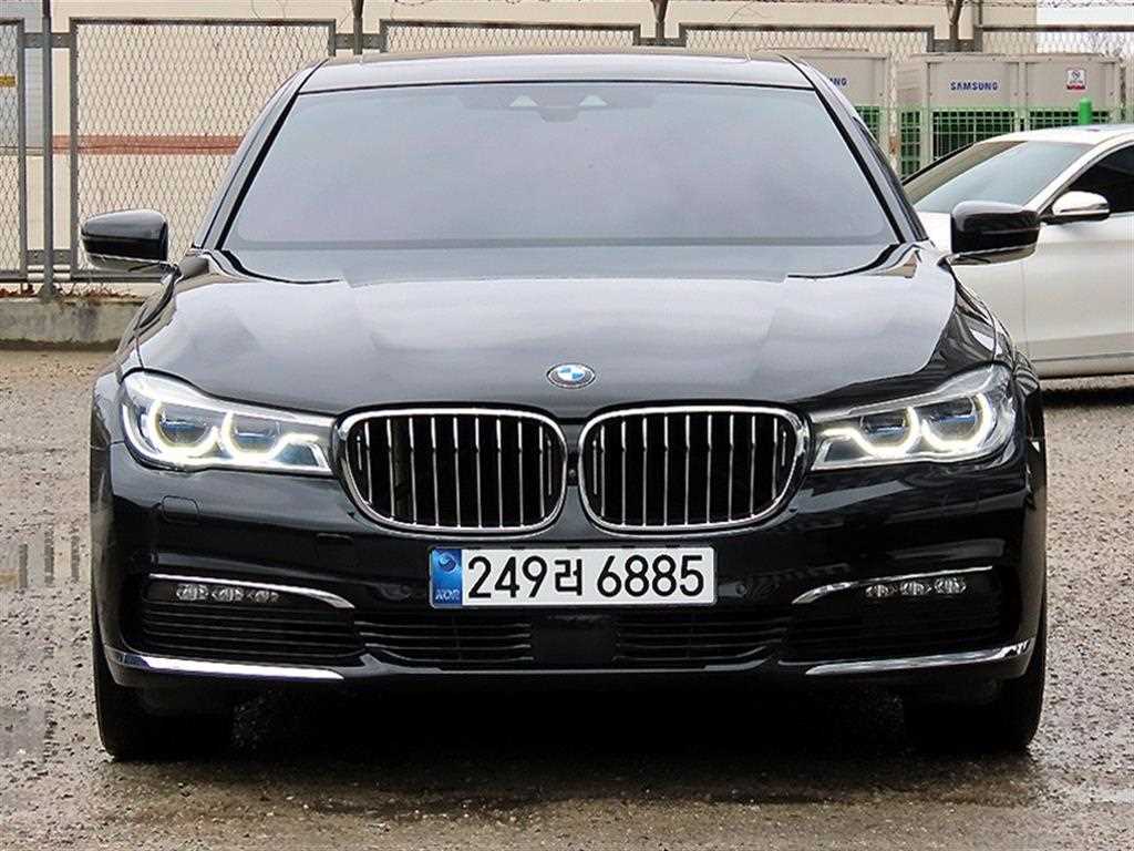 BMW 7 Series 2016 Negro - Importación desde Corea - HF Imports Iquique - Foto 1