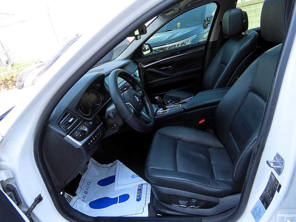 BMW 5 Series - Vista 5