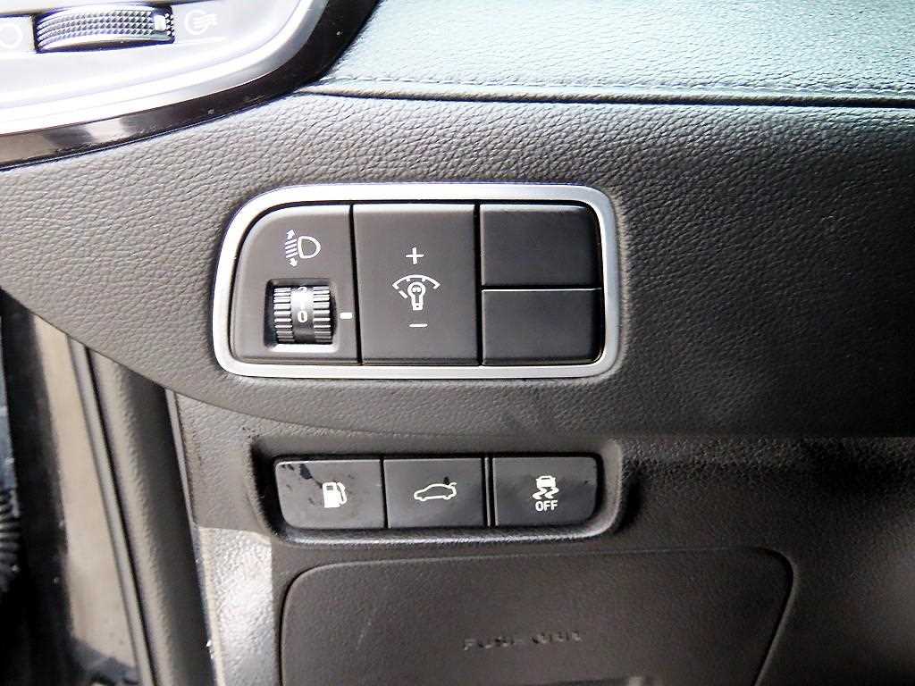 HYUNDAI Grandeur - Vista 12