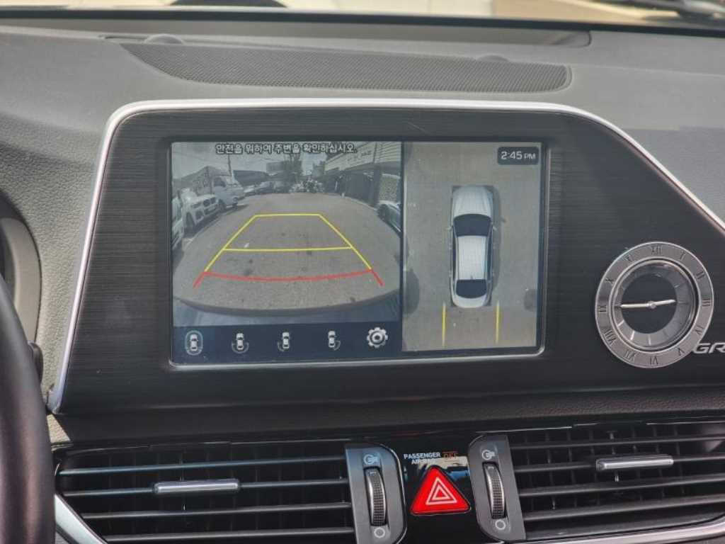 HYUNDAI Grandeur - Vista 11
