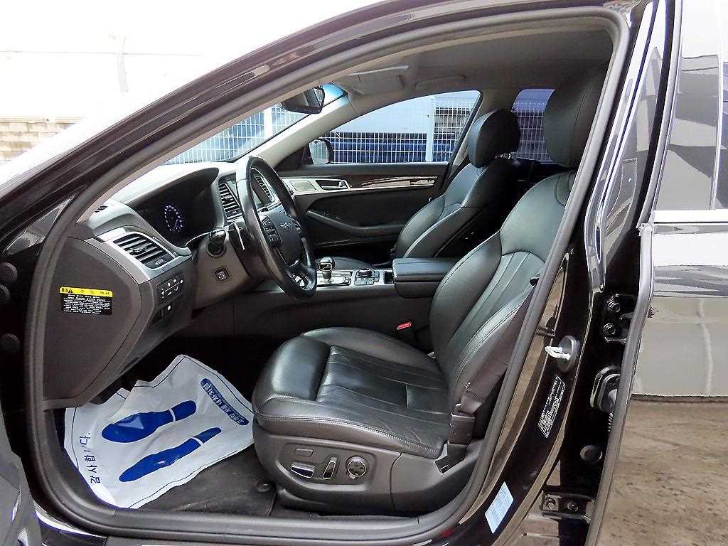 Genesis G80 - Vista 5