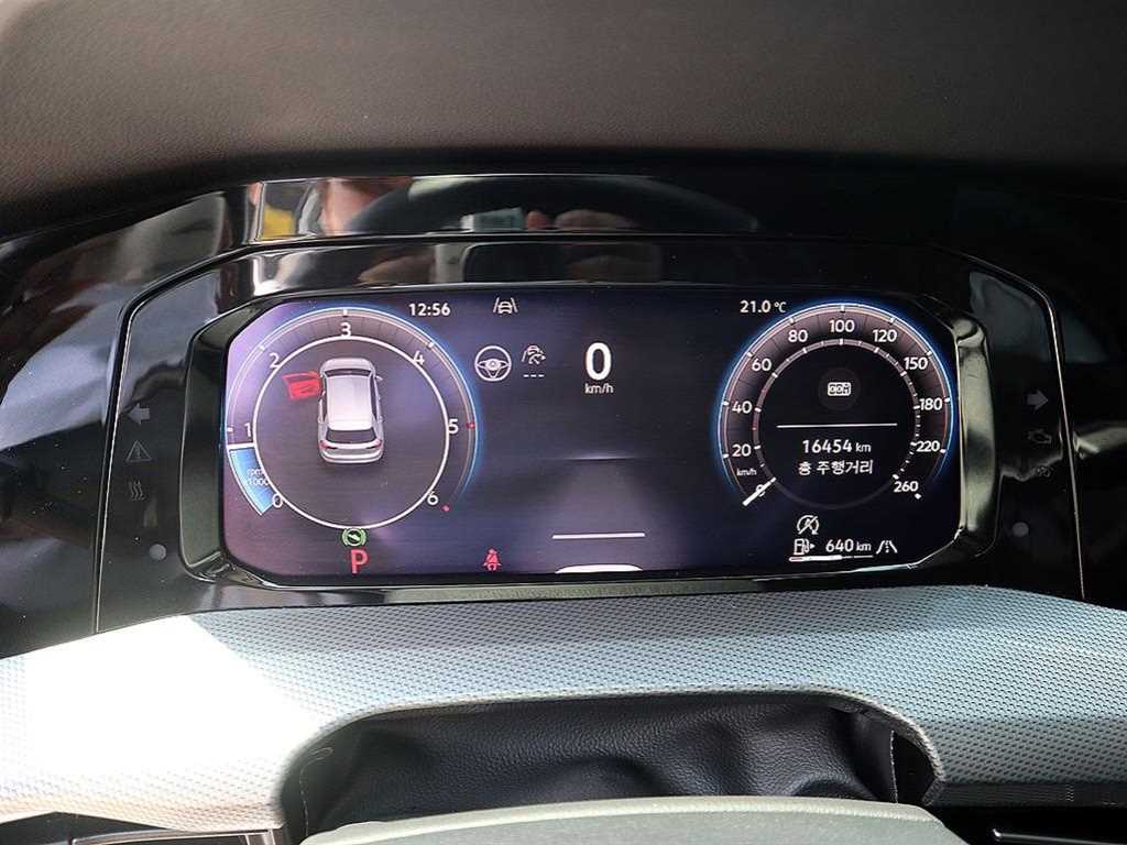 Volkswagen Golf - Vista 9
