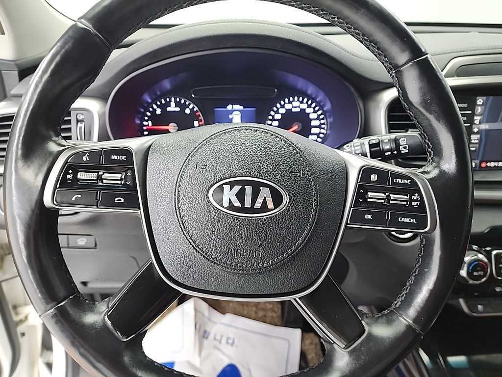 KIA Sorento - Vista 9