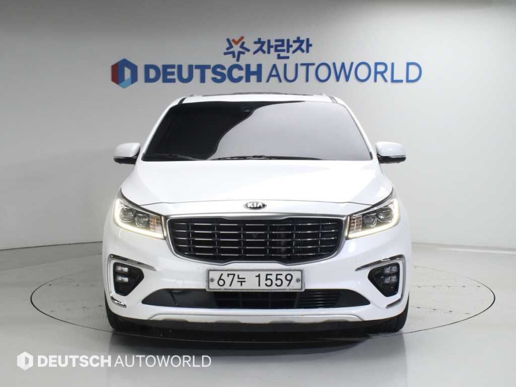 KIA Carnival - Vista 3