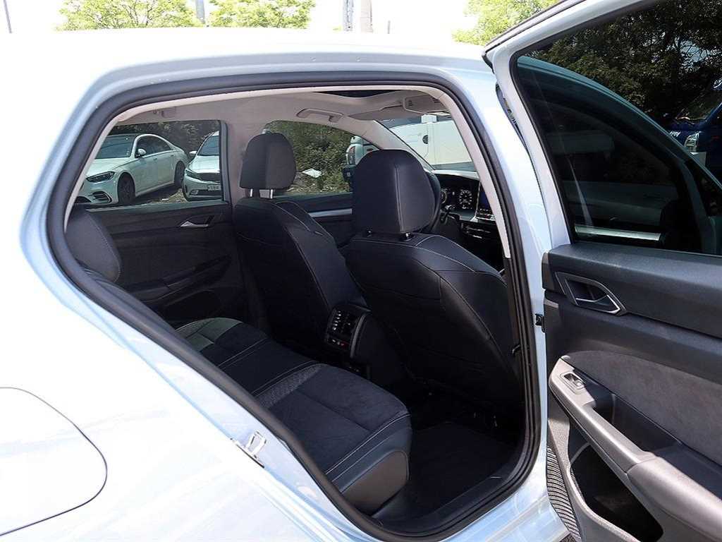 Volkswagen Golf 2025 Blanco - Importación desde Corea - HF Imports Iquique - Foto 14