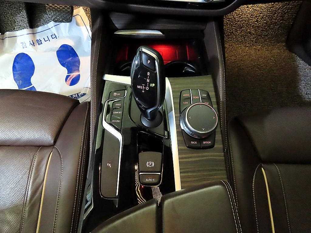 BMW 5 Series - Vista 12
