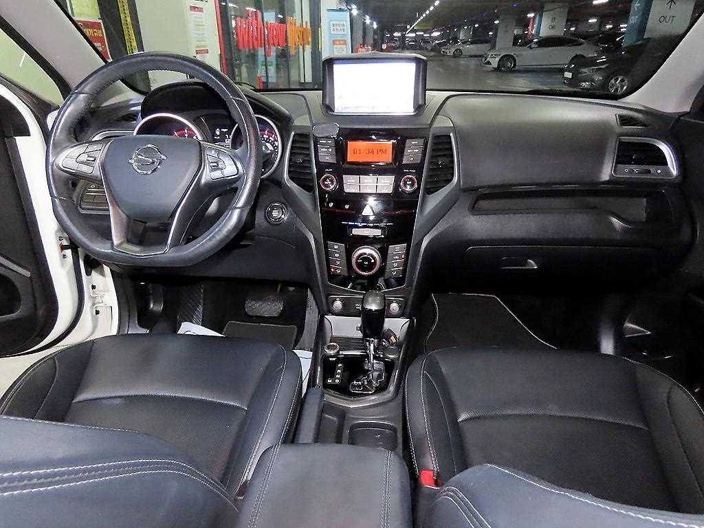 Ssangyong Tivoli - Vista 10