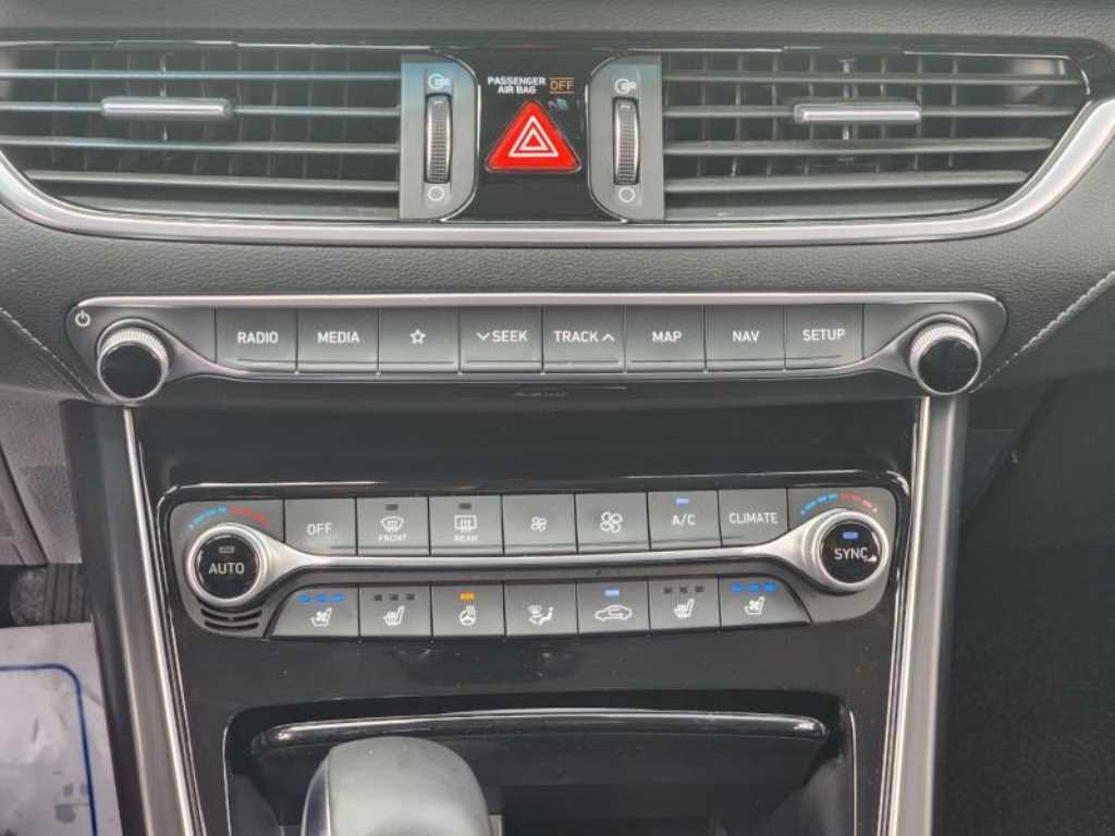 HYUNDAI Grandeur - Vista 12