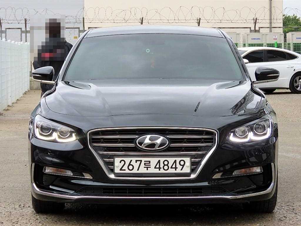 HYUNDAI Grandeur 2018 Negro - Importación desde Corea - HF Imports Iquique - Foto 1