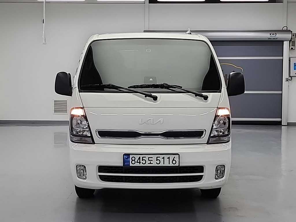 Small Truck Cargo (small) - Vista 2