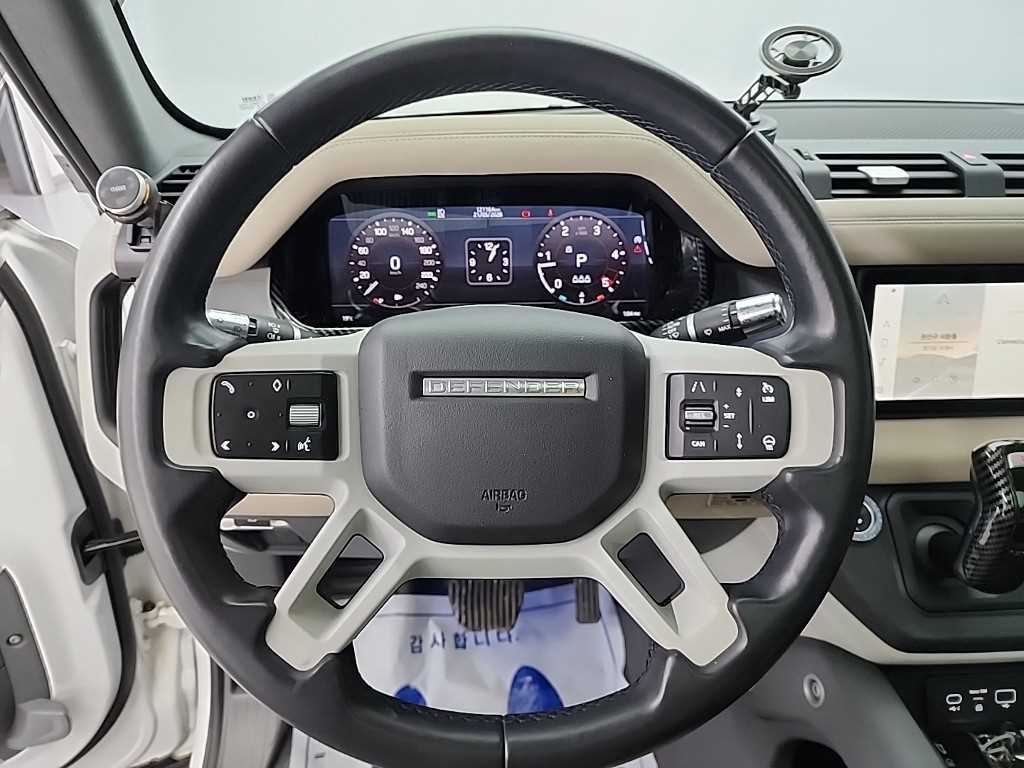Land Rover Defender - Vista 9