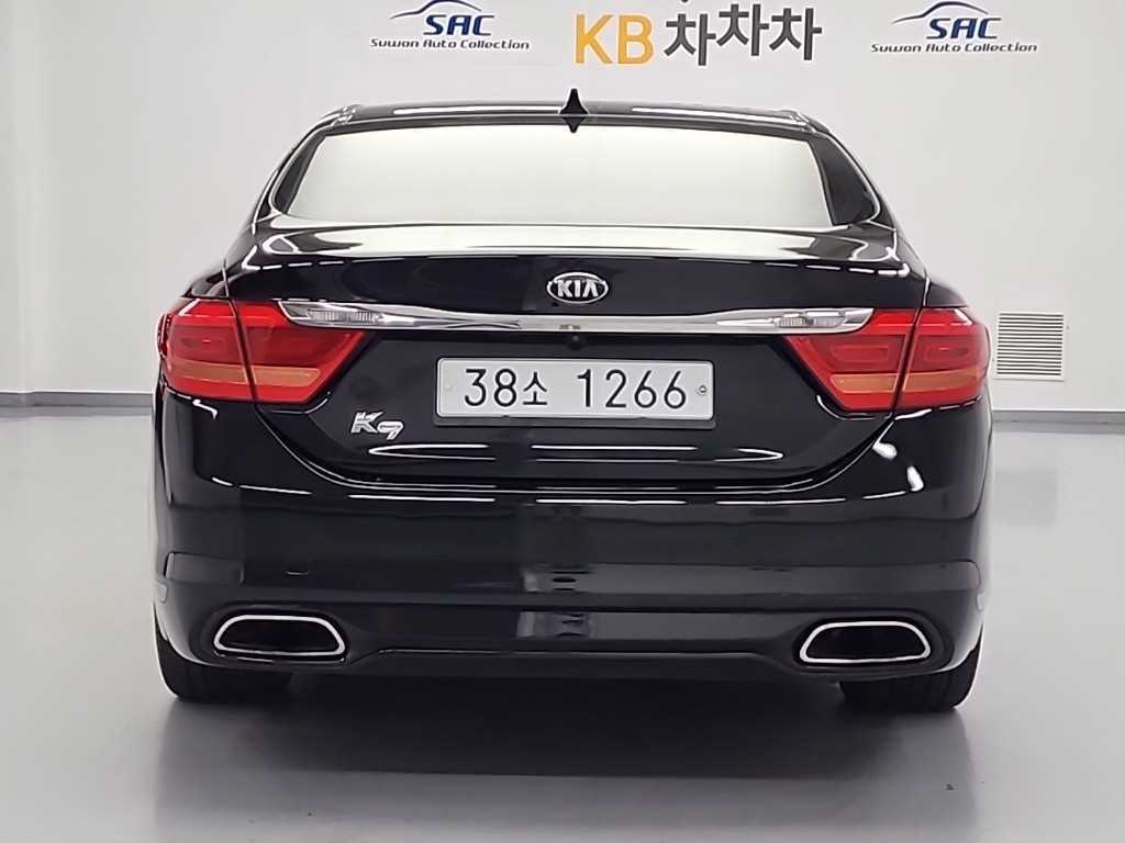 KIA K9 - Vista 3