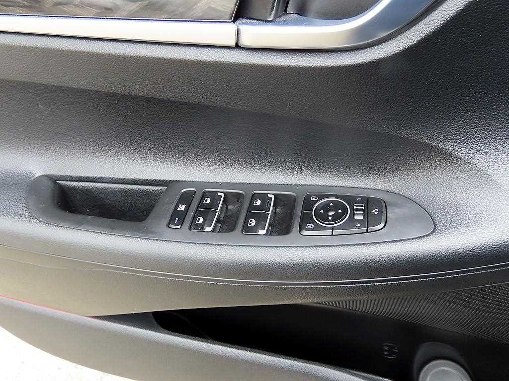 HYUNDAI Grandeur - Vista 11
