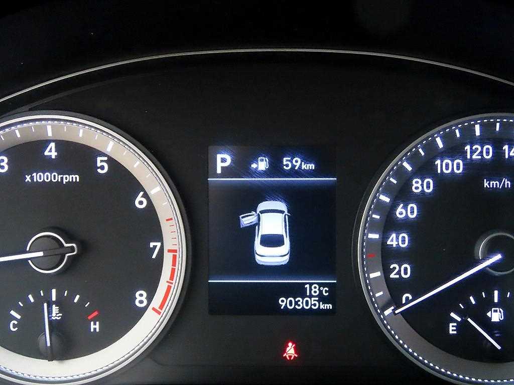 HYUNDAI Grandeur - Vista 9
