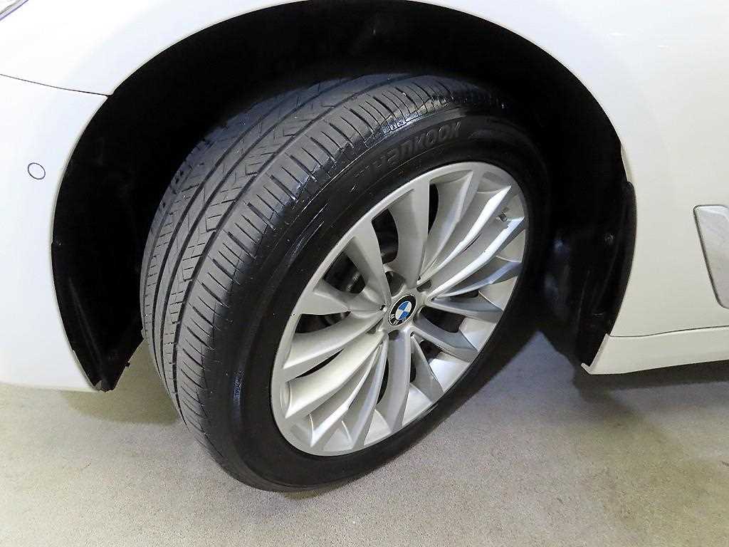 BMW 5 Series 2018 Blanco - Importación desde Corea - HF Imports Iquique - Foto 20