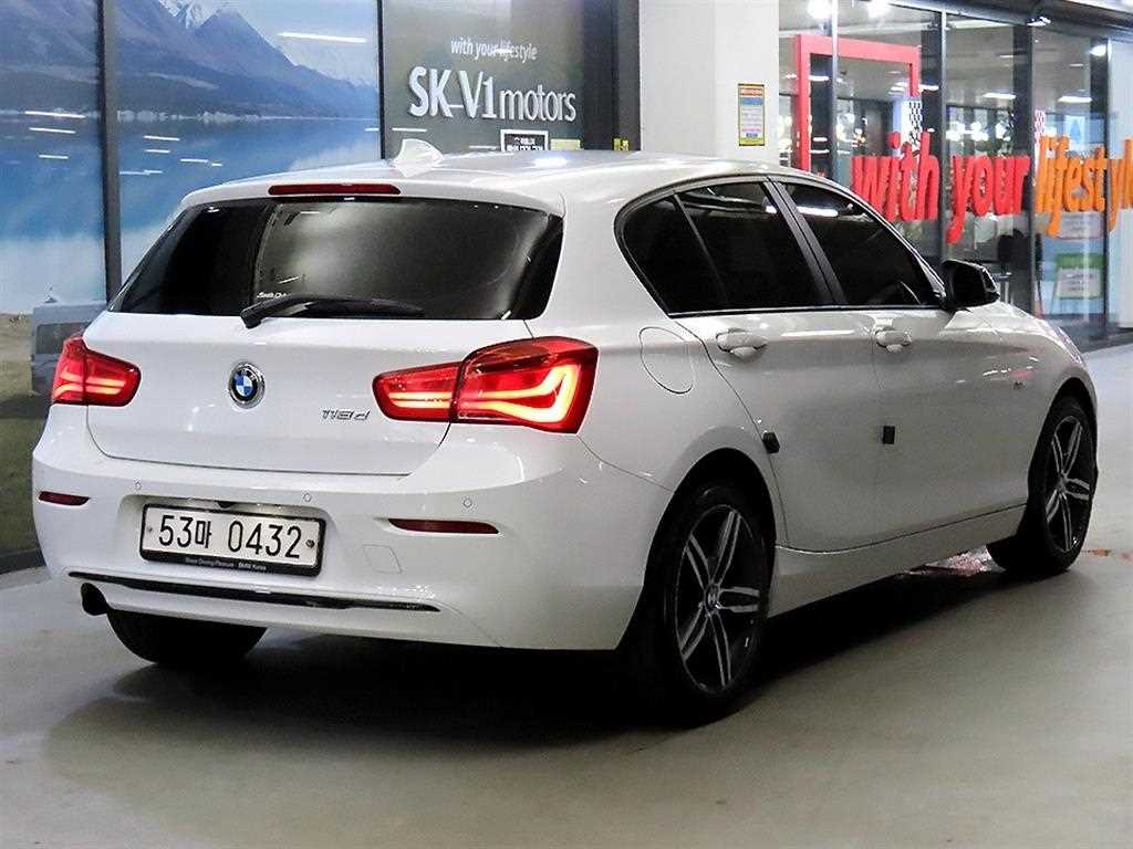 BMW 1 series - Vista 4