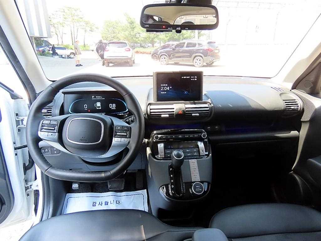 HYUNDAI Casper - Vista 7