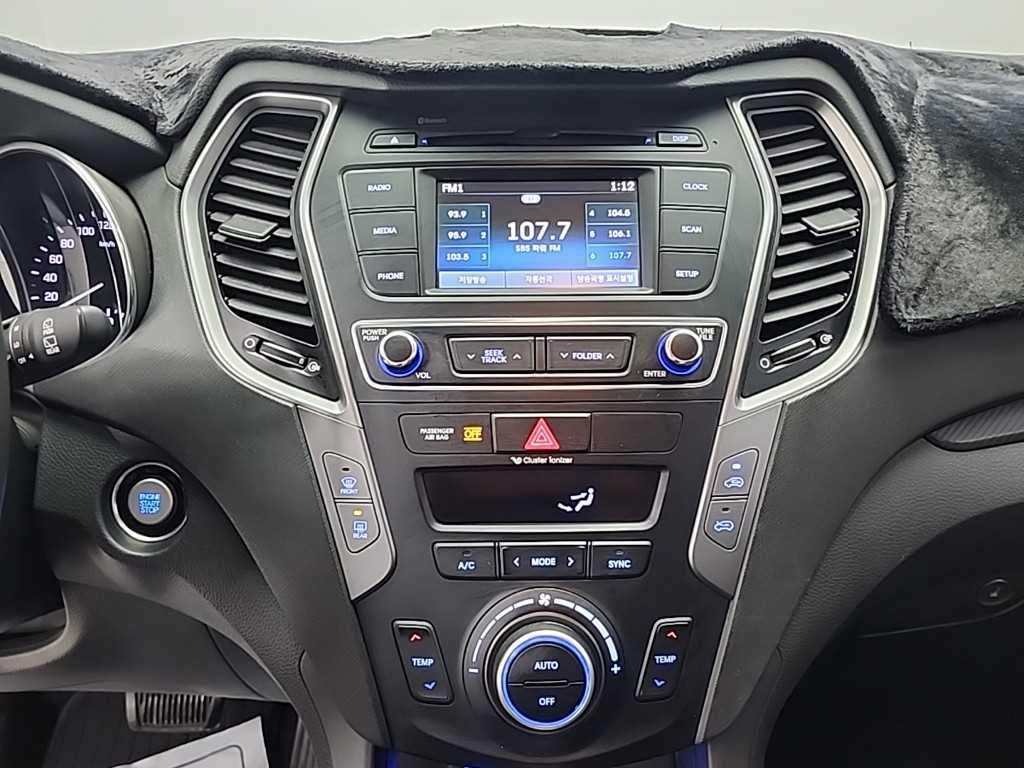 HYUNDAI Santa Fe - Vista 10