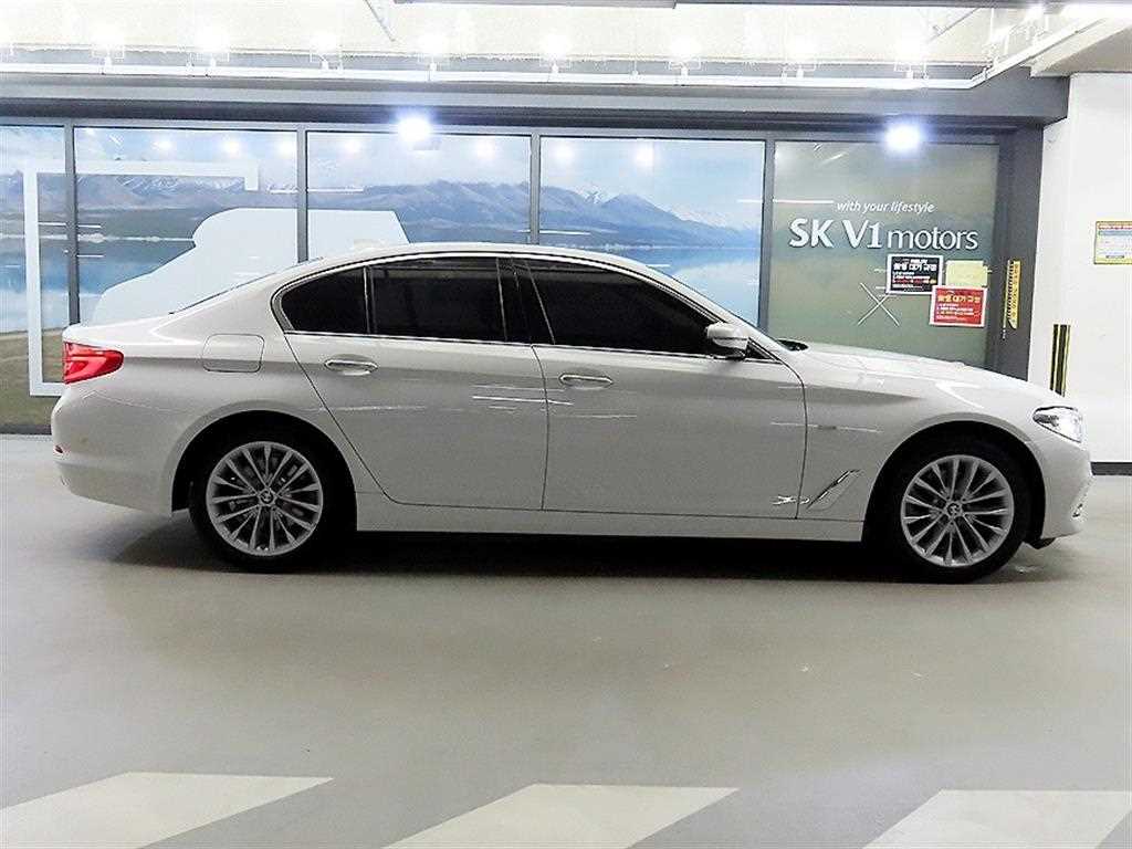 BMW 5 Series - Vista 3