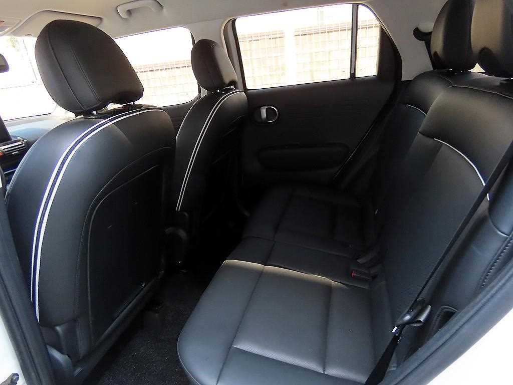 HYUNDAI Casper - Vista 6