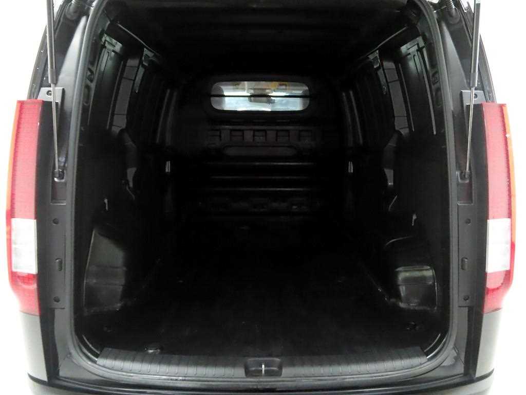 HYUNDAI Staria 2022 Negro - Importación desde Corea - HF Imports Iquique - Foto 18