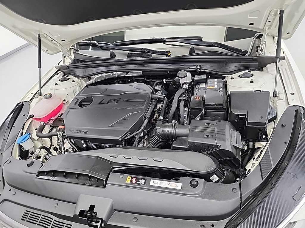 KIA K5 - Vista 5