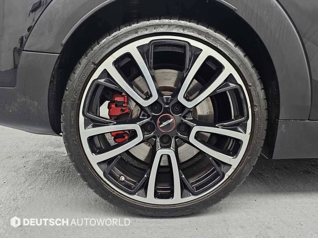 Mini Clubman - Vista 5