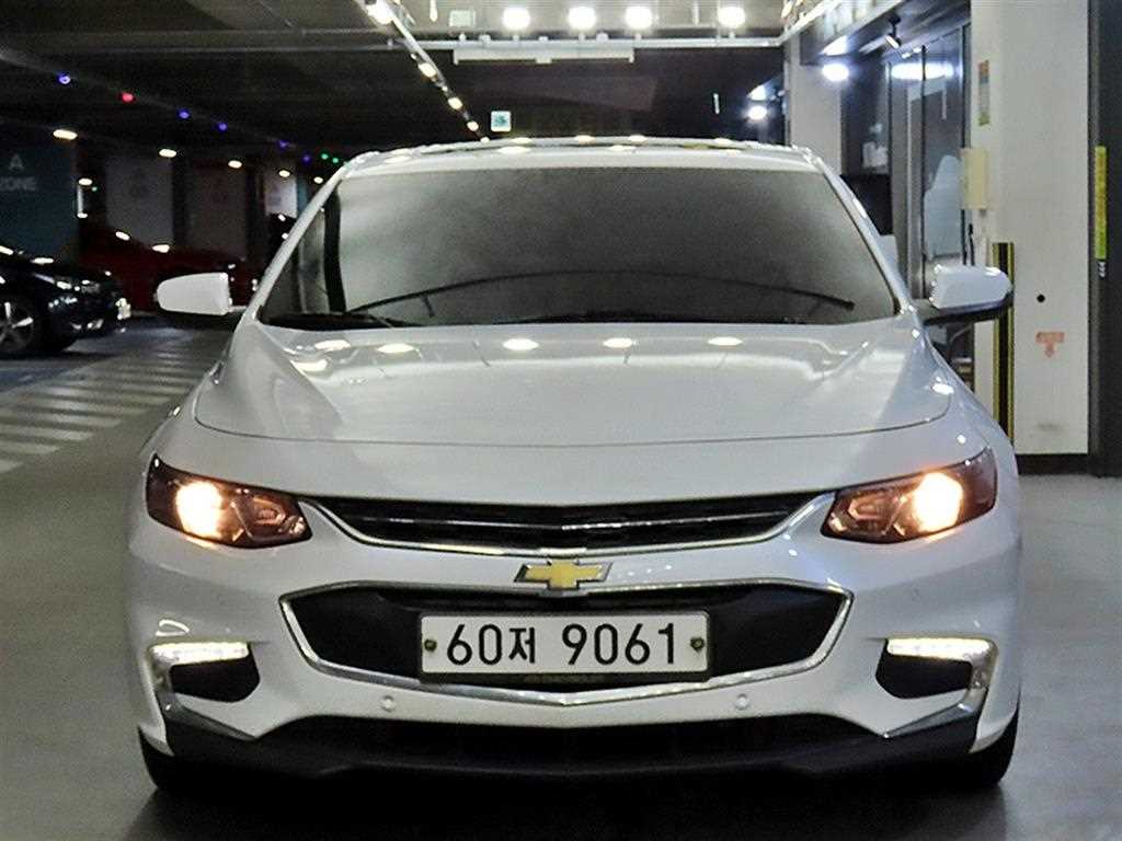 Chevrolet Malibu - Vista 2