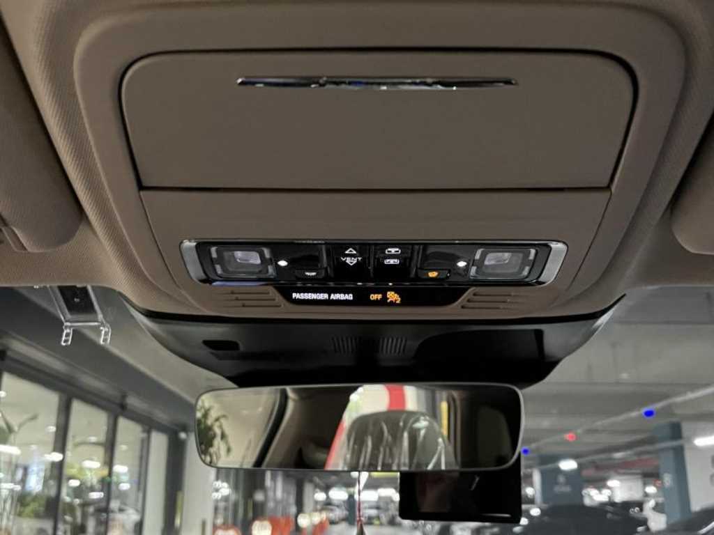 Lincoln Corsair - Vista 9