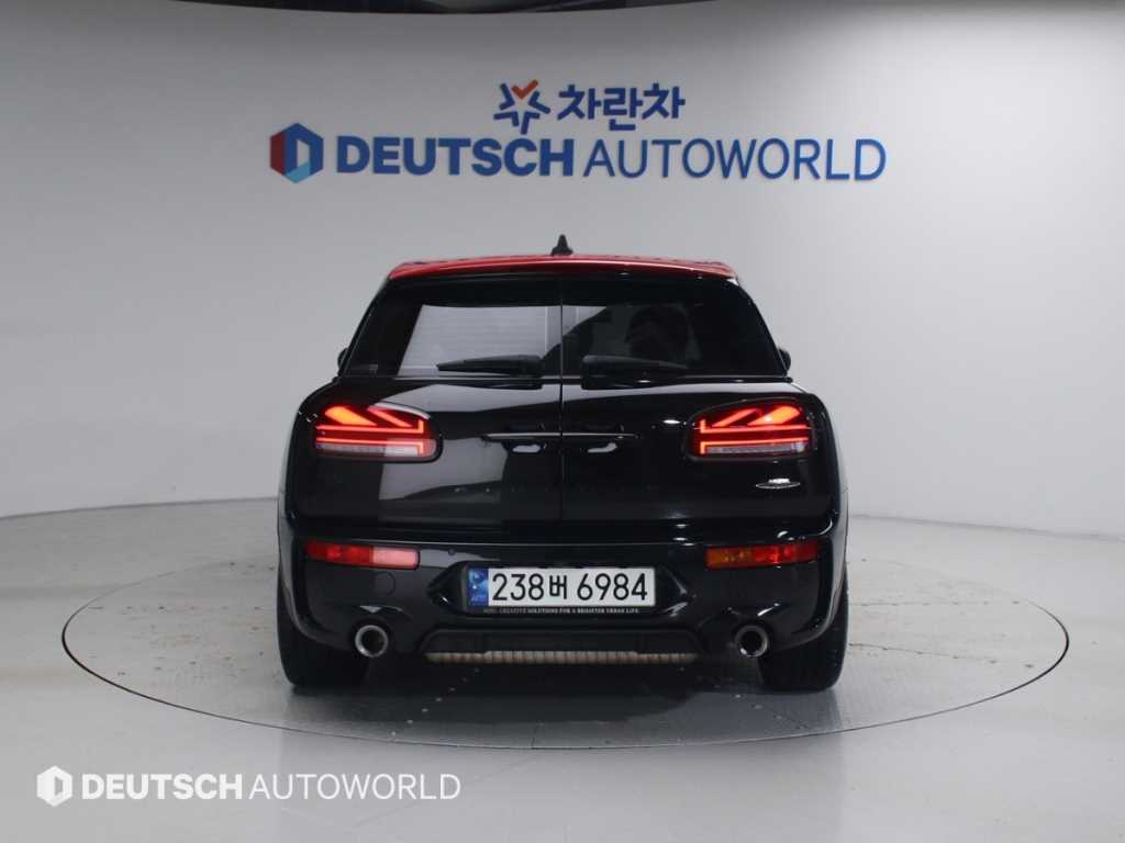 Mini Clubman - Vista 4