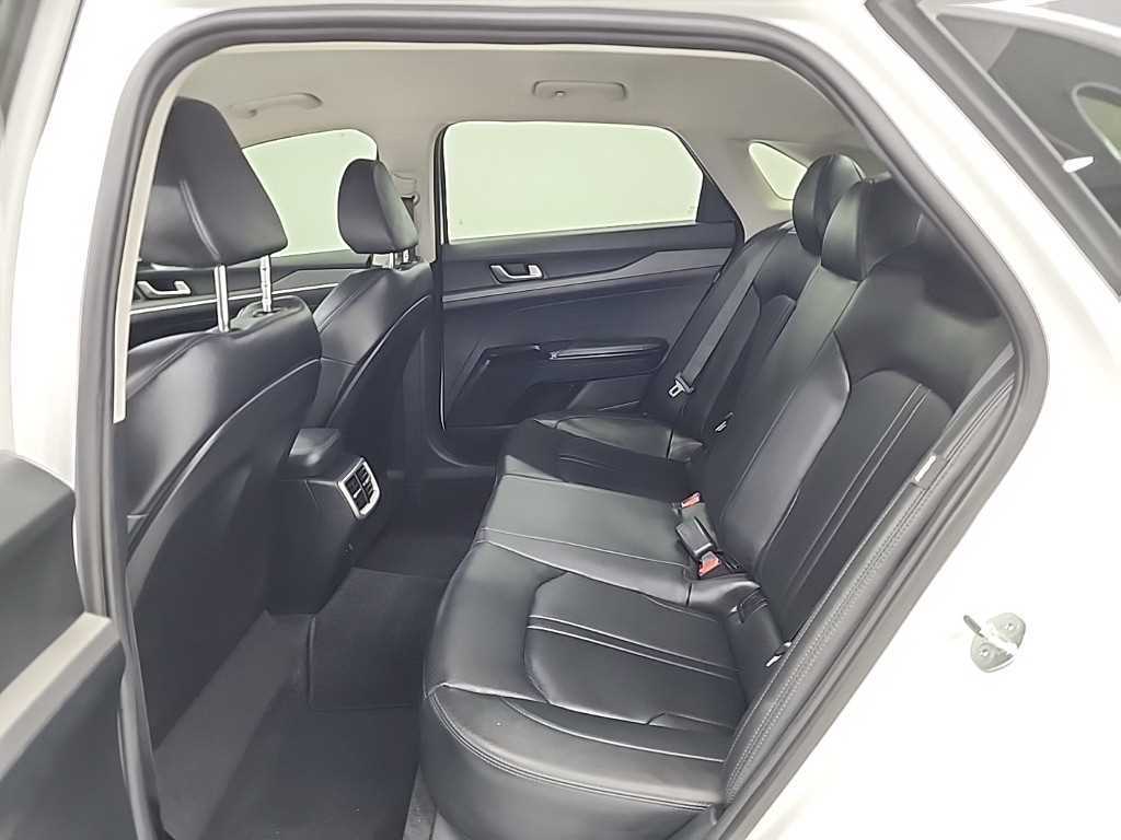 KIA K5 - Vista 12