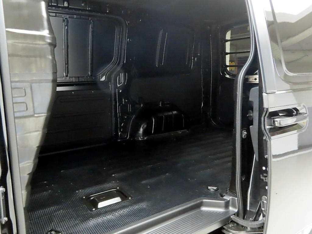HYUNDAI Staria 2022 Negro - Importación desde Corea - HF Imports Iquique - Foto 16