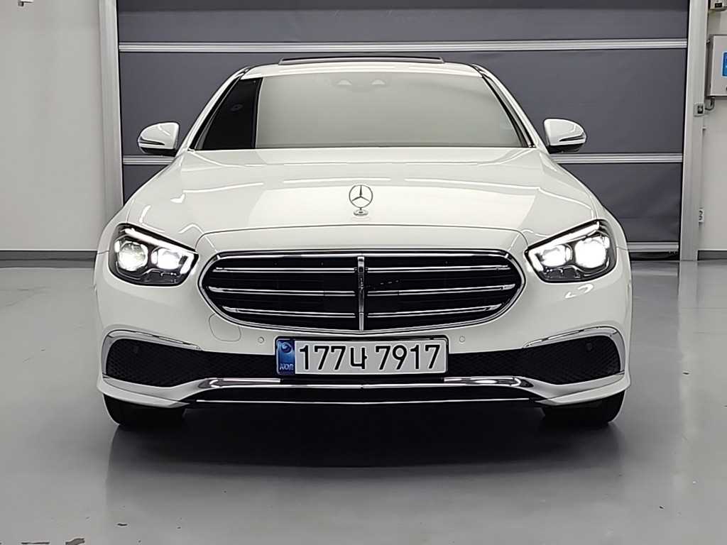 Mercedes Benz E class - Vista 2